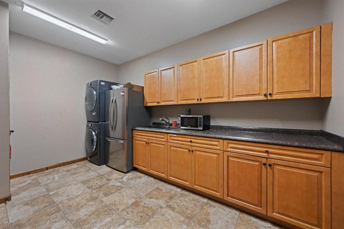 SADDLE TRAIL PARK OF WELLINGTON - Land