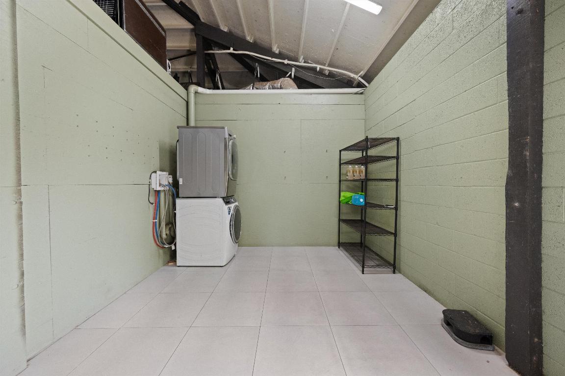 SADDLE TRAIL PARK OF WELLINGTON - Land