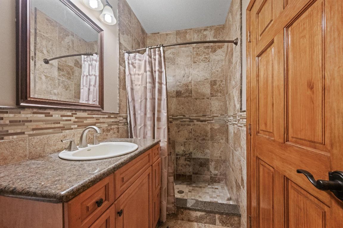 SADDLE TRAIL PARK OF WELLINGTON - Land