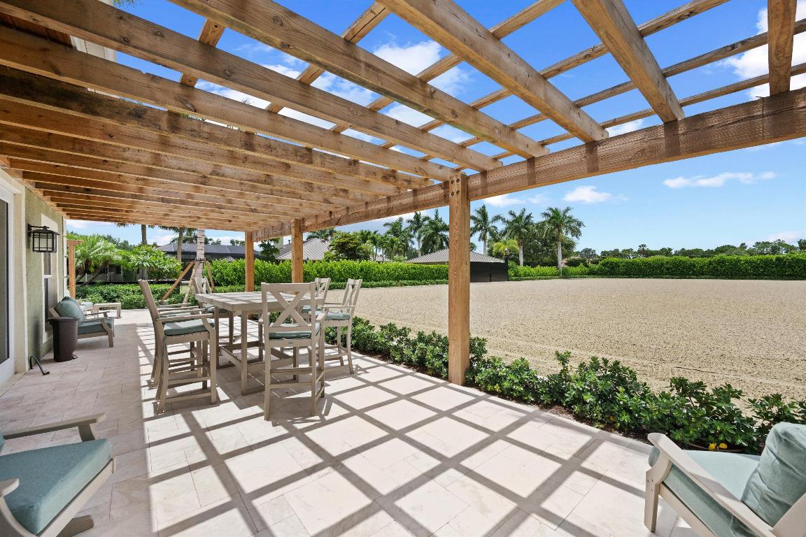 SADDLE TRAIL PARK OF WELLINGTON - Land