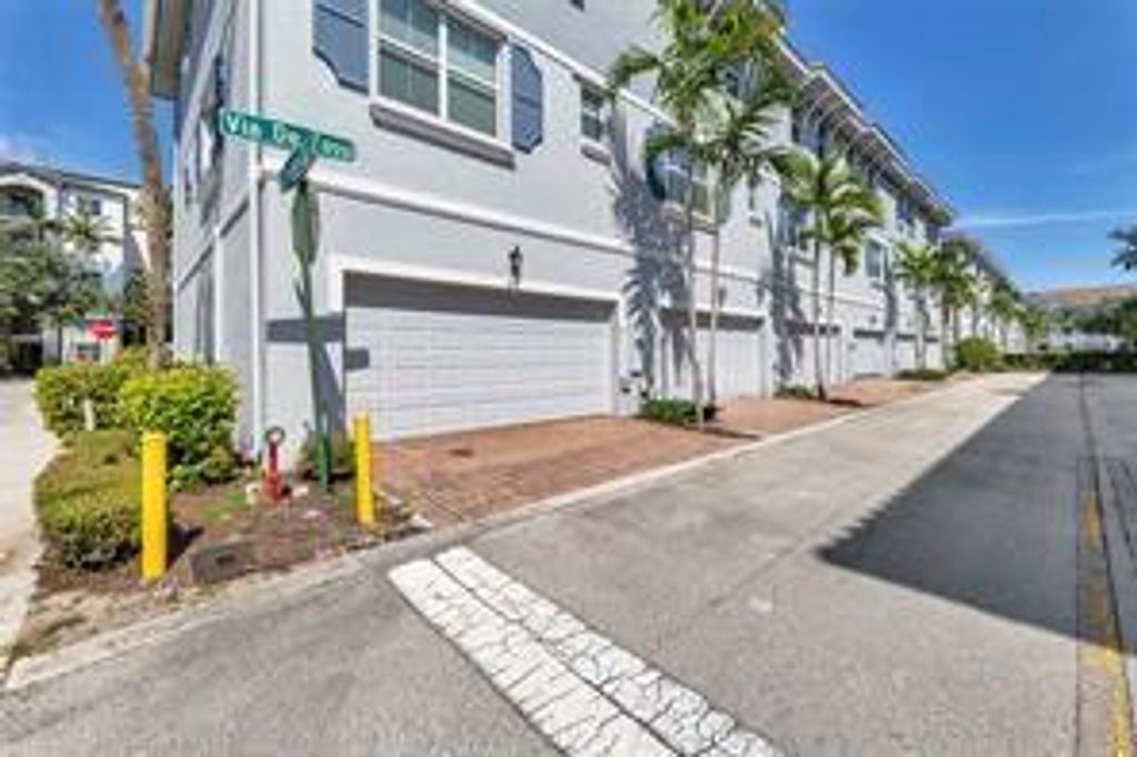 Photo of 1295 Via De Fossi, Boynton Beach, FL 33426 (MLS # F10552434)