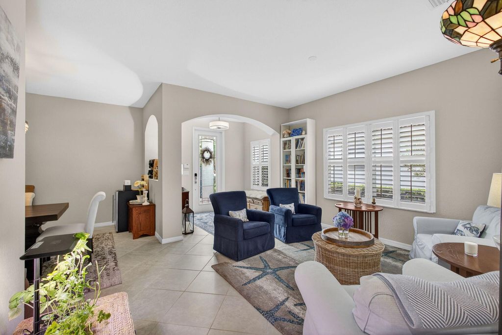 Photo of 127 Rudder Cay Way, Jupiter, FL 33458 (MLS # B26011399)
