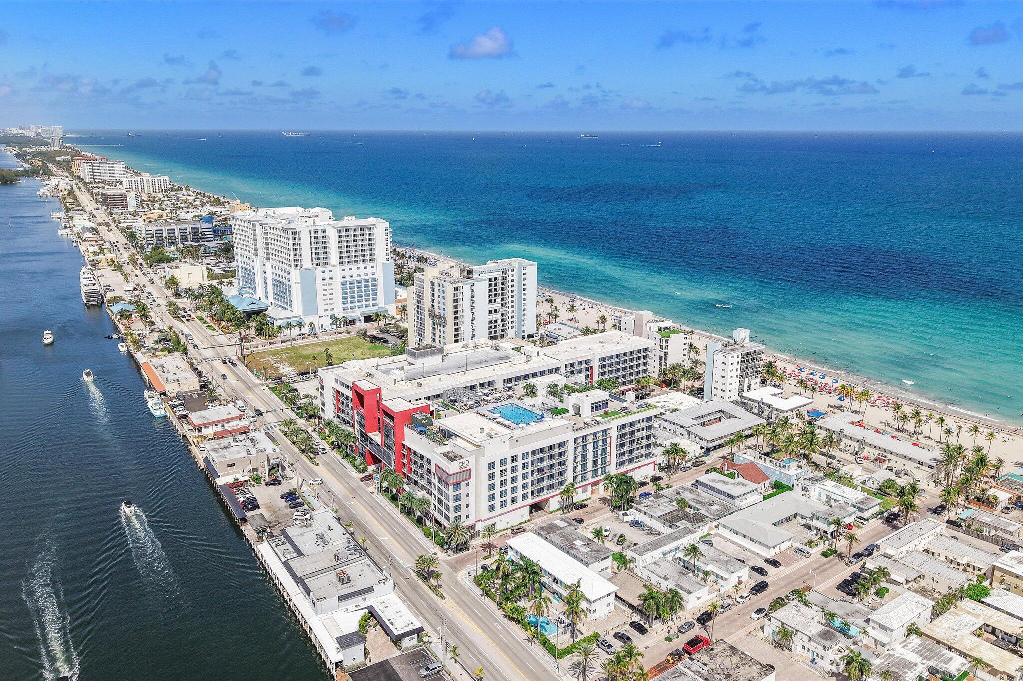 COSTA HOLLYWOOD - Residential