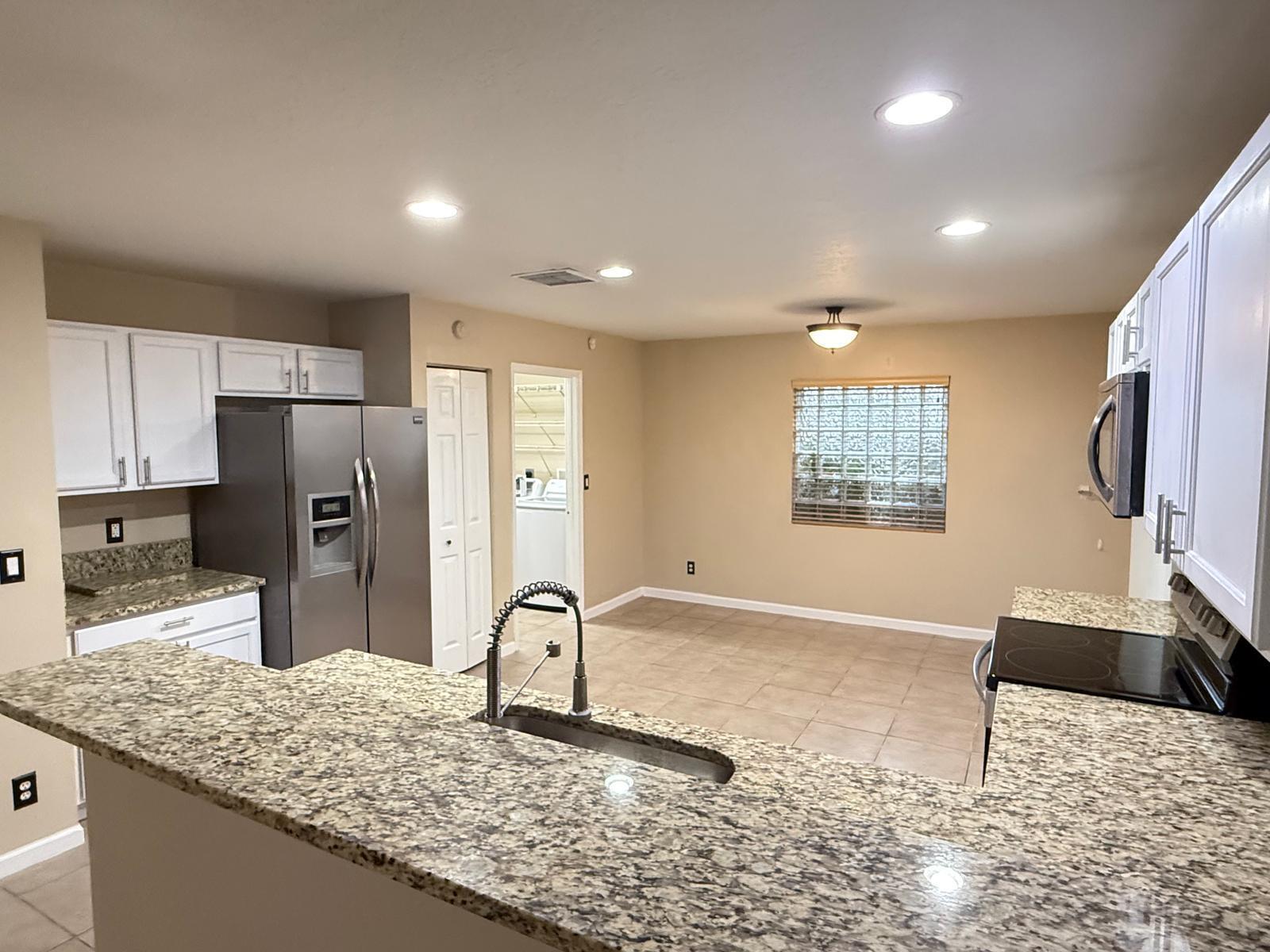 MELEAR - Residential Lease