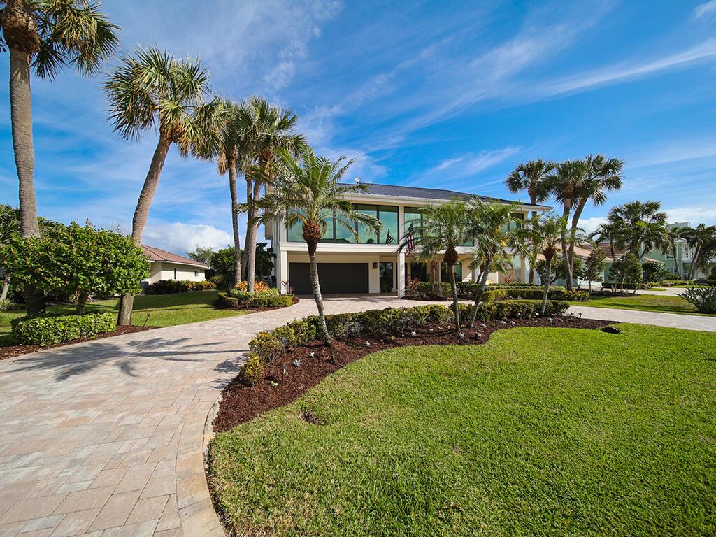 4311 NE Joes Point Road