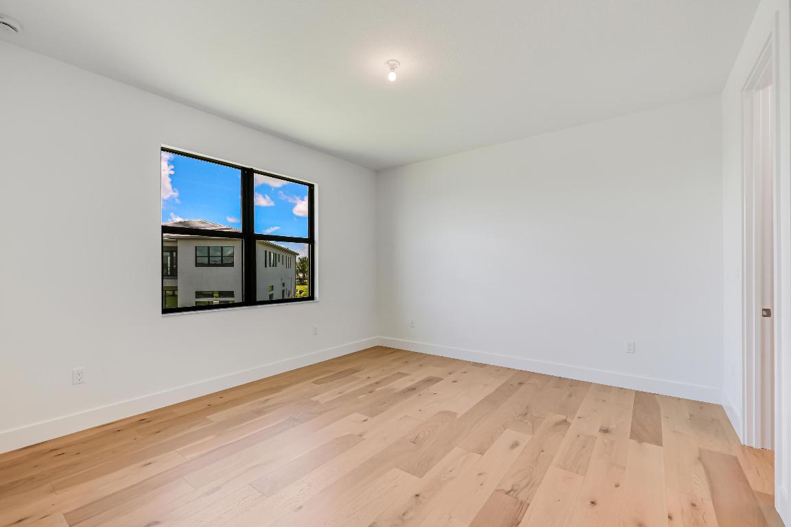 LOTUS EDGE
JOHNS WEST PUD PLAT ONE - Residential Lease