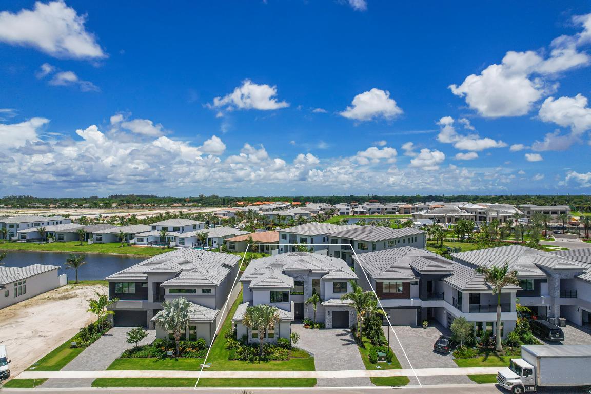 LOTUS EDGE
JOHNS WEST PUD PLAT ONE - Residential Lease