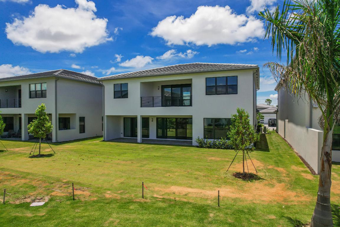 LOTUS EDGE
JOHNS WEST PUD PLAT ONE - Residential Lease