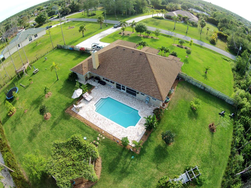 PALM BEACH COUNTRY ESTATE - Residential