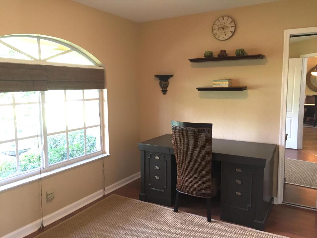 PALM BEACH COUNTRY ESTATE - Residential