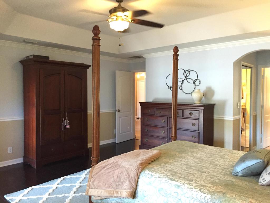 PALM BEACH COUNTRY ESTATE - Residential