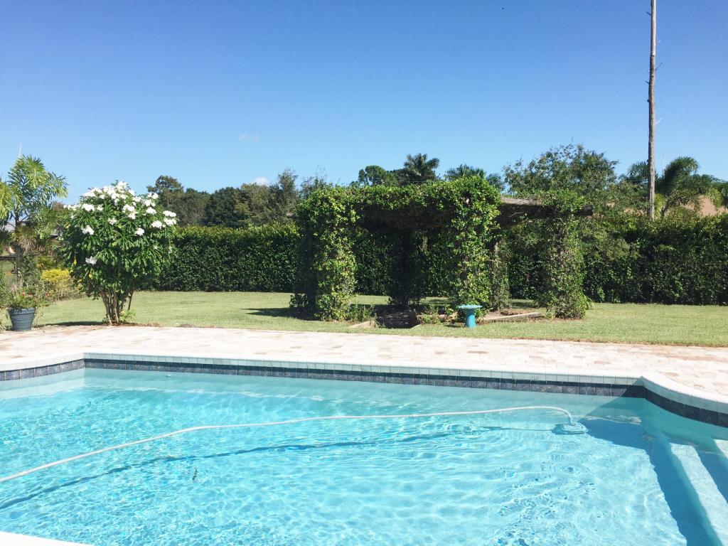 PALM BEACH COUNTRY ESTATE - Residential