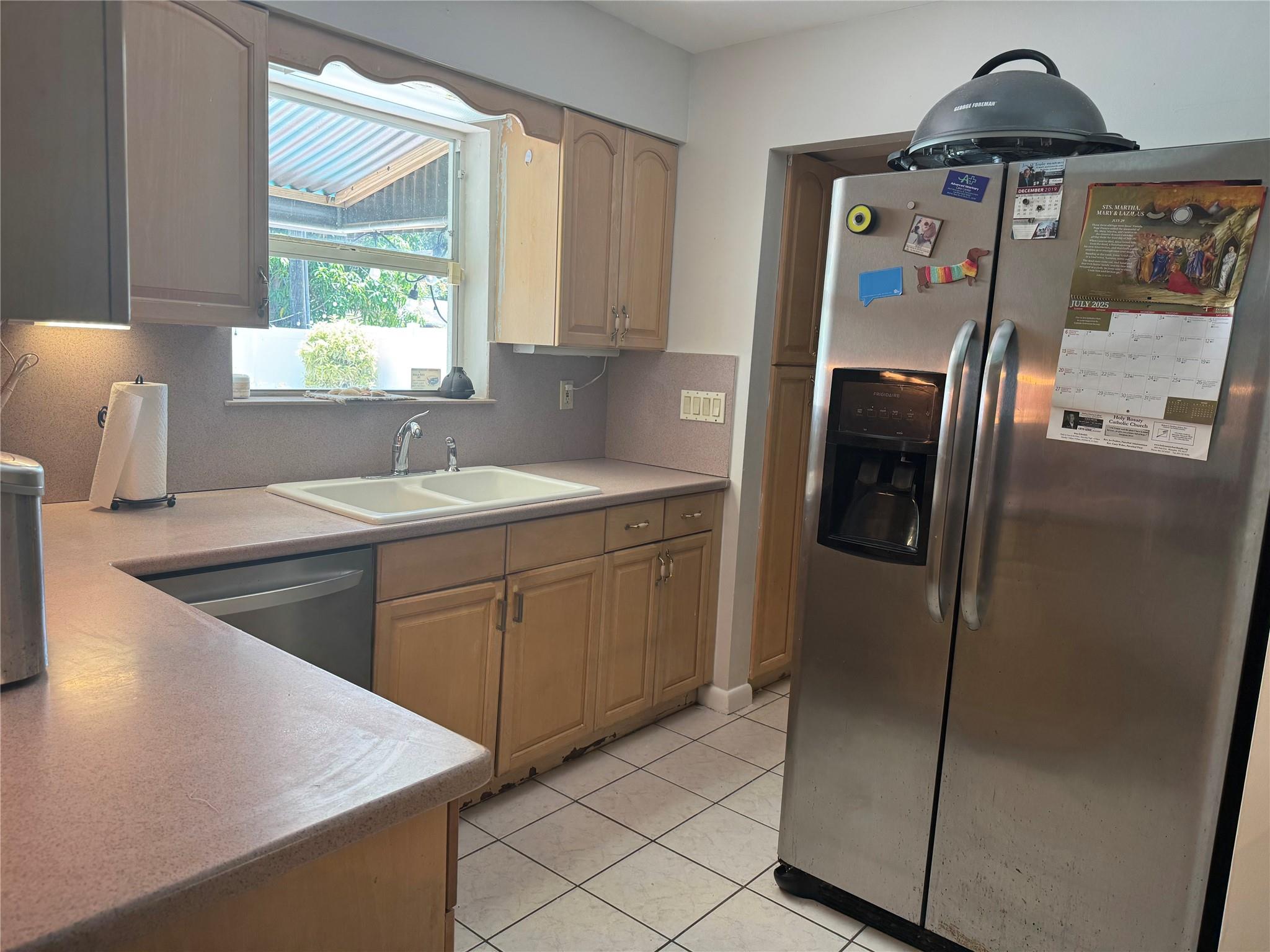 3548 SW 13th Ct