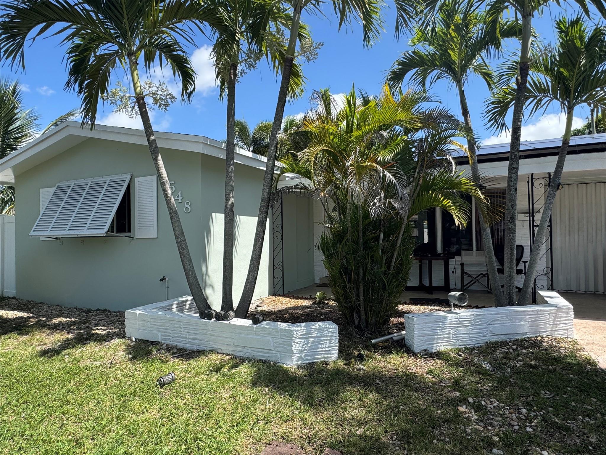 3548 SW 13th Ct