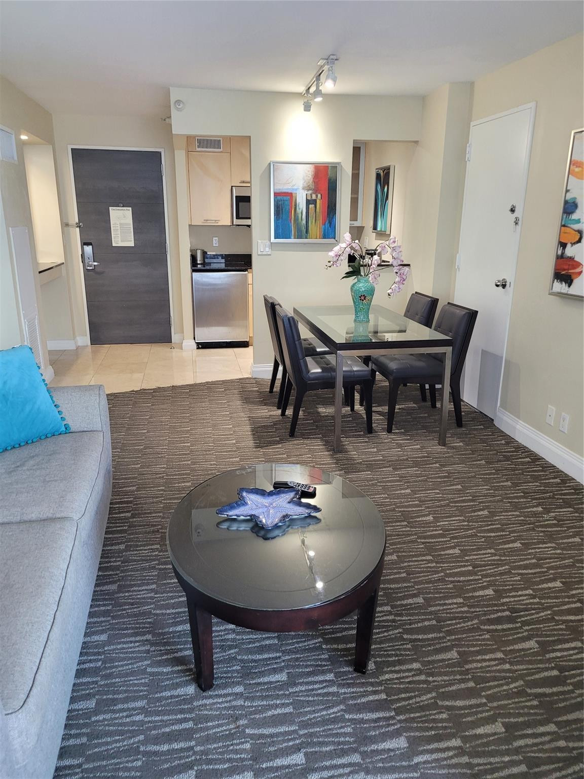 2670 E Sunrise Boulevard 723