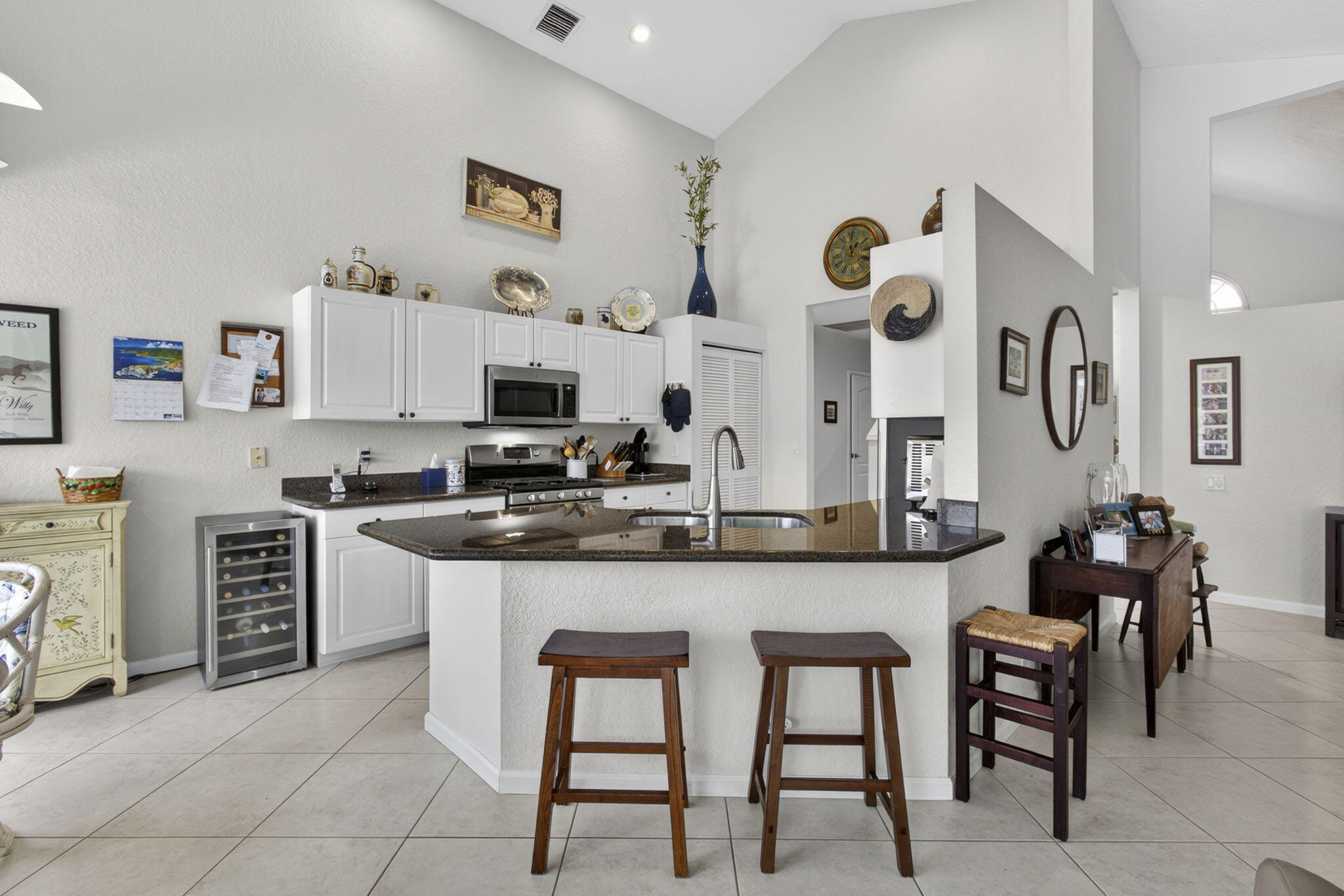 SANCTUARY - Residential