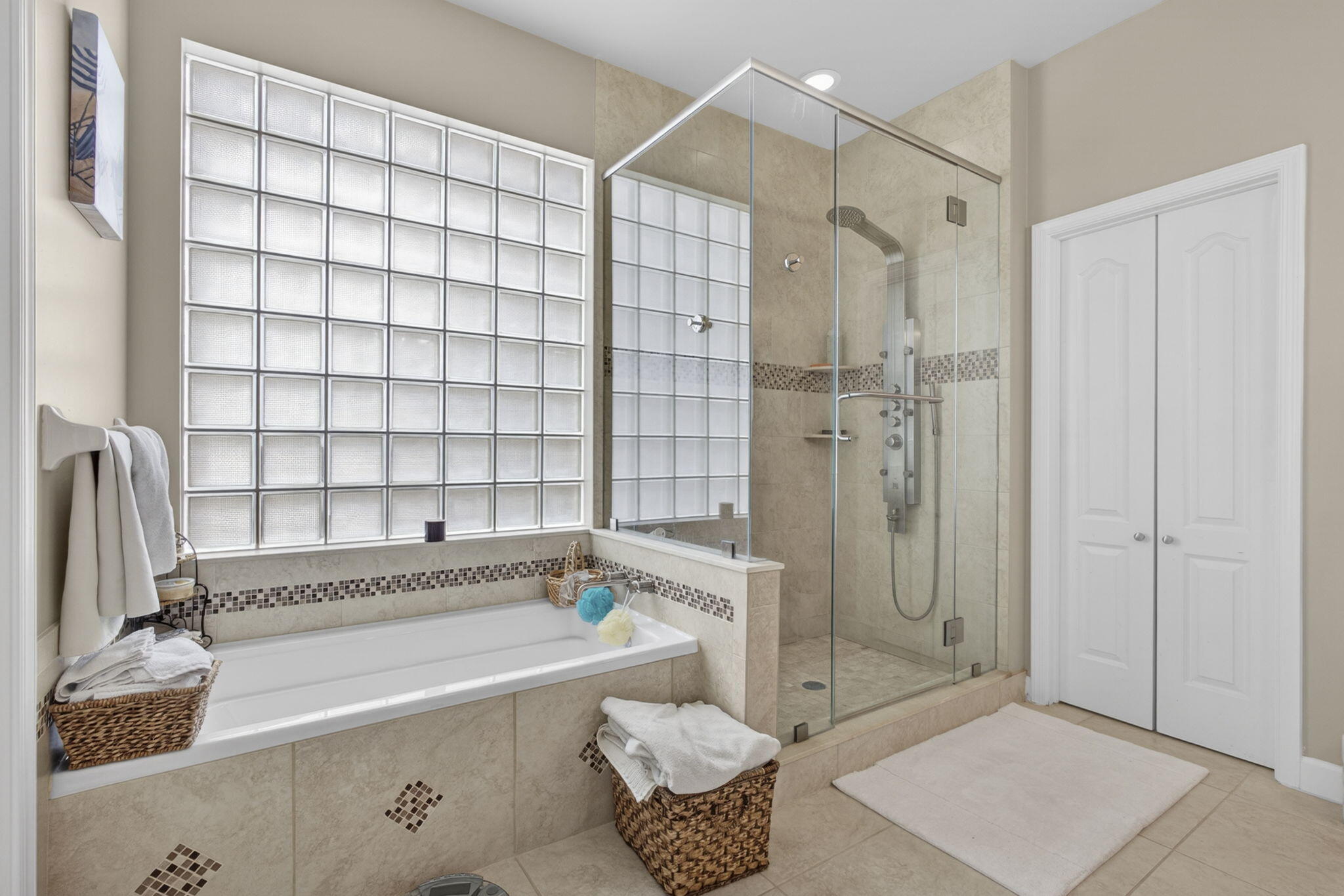 SANCTUARY - Residential