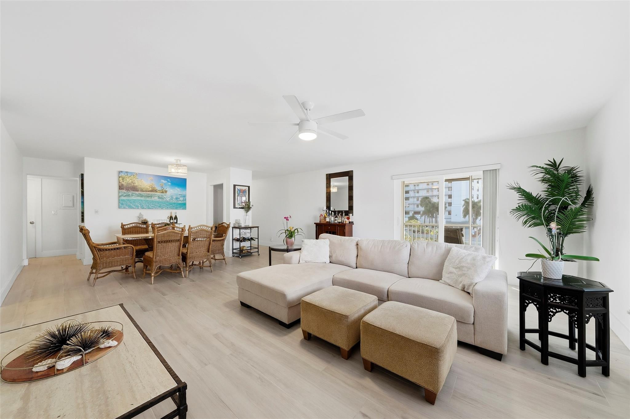 1450 N Riverside Drive 201