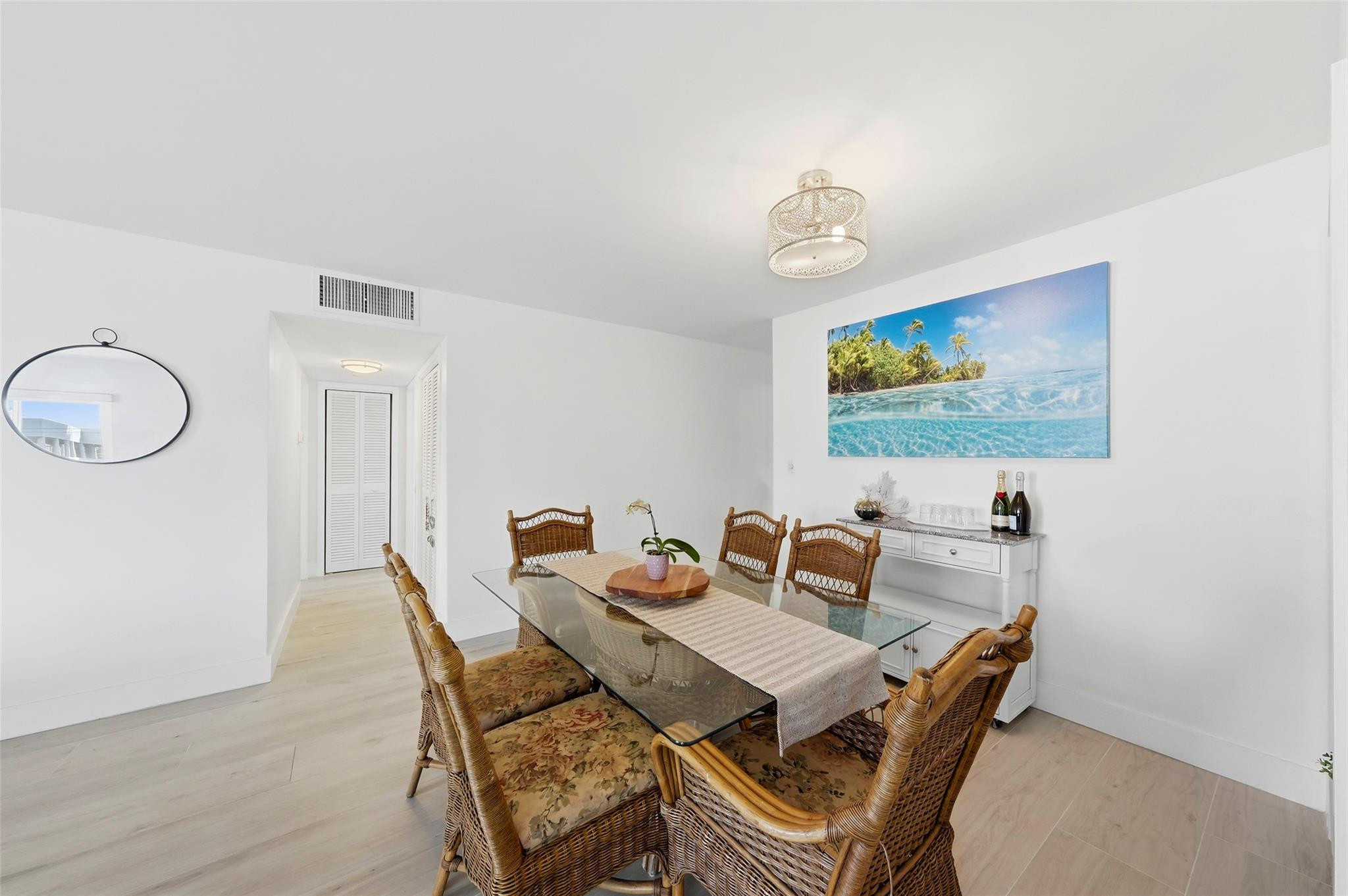 1450 N Riverside Drive 201