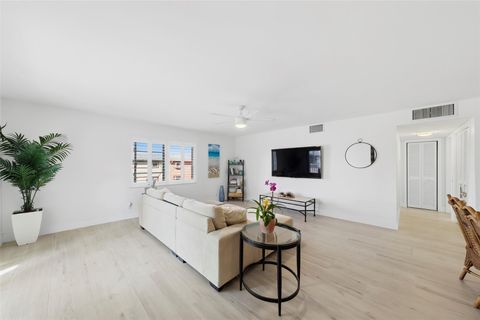 1450 N Riverside Dr 201 Pompano Beach FL 33062