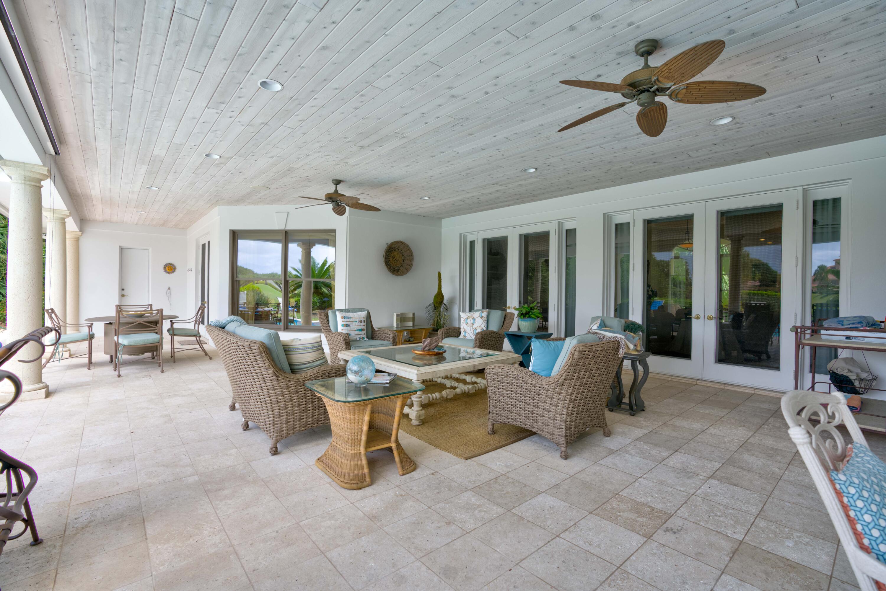 JUPITER HILLS VILLAGE PHA - Residential