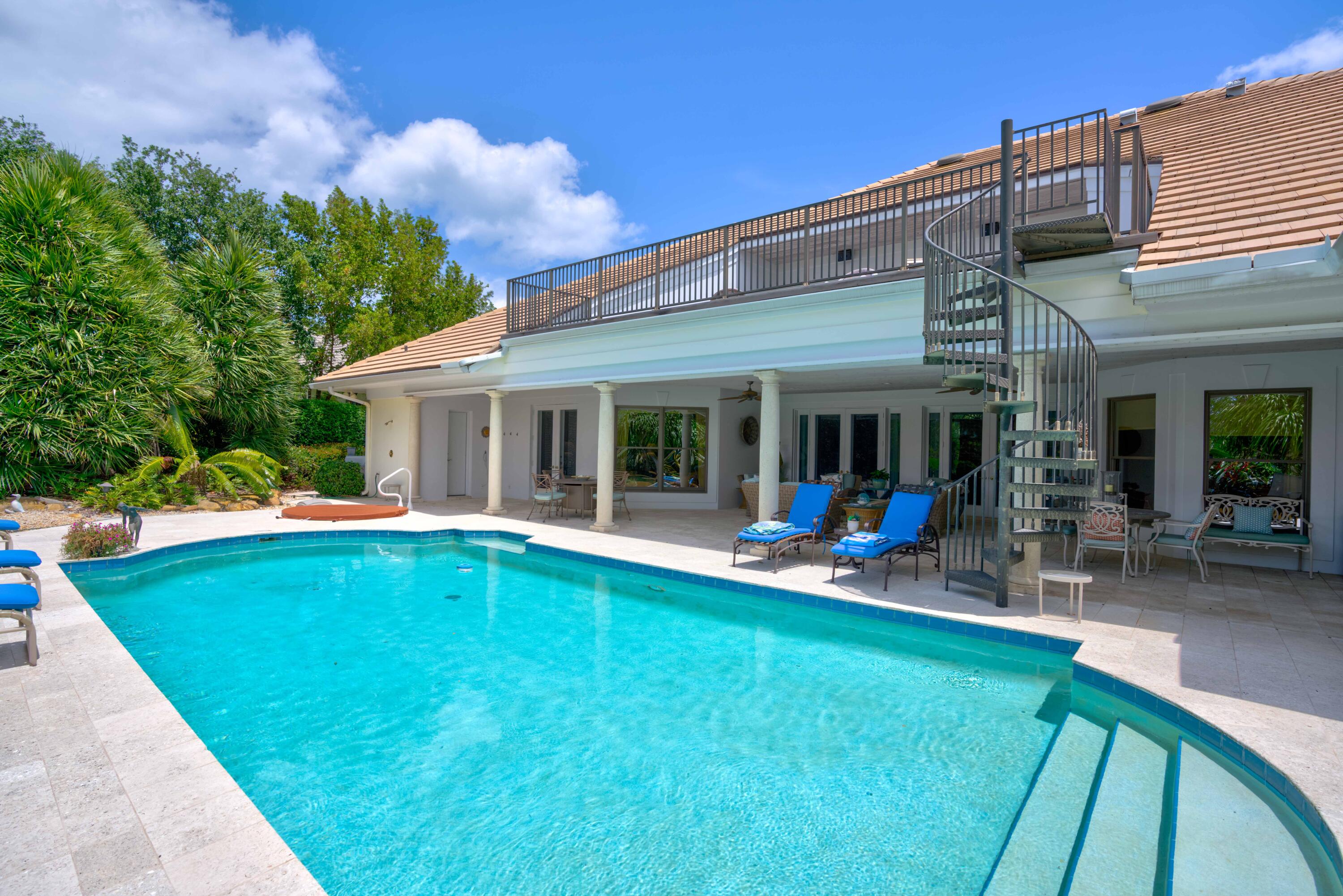 JUPITER HILLS VILLAGE PHA - Residential