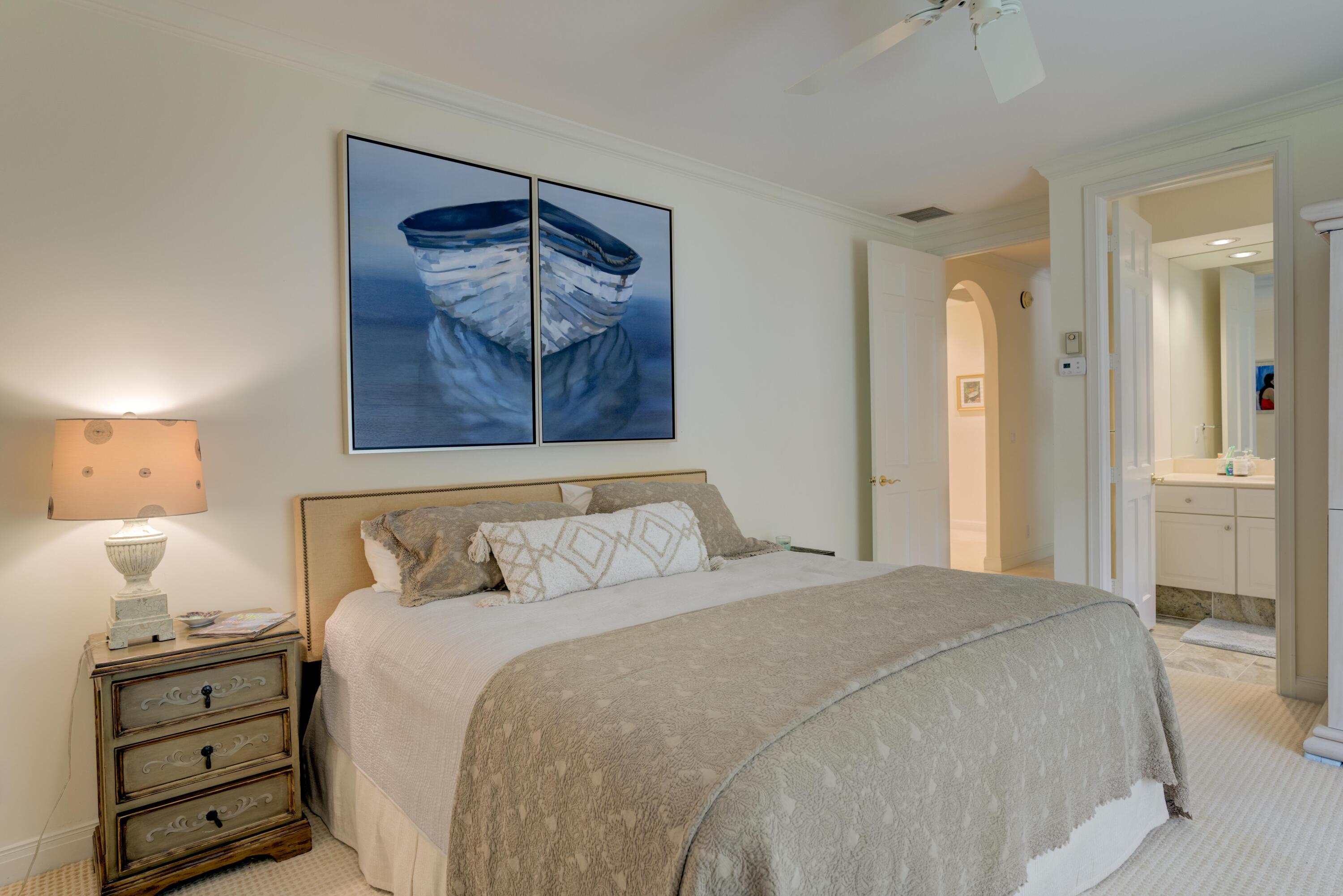 JUPITER HILLS VILLAGE PHA - Residential