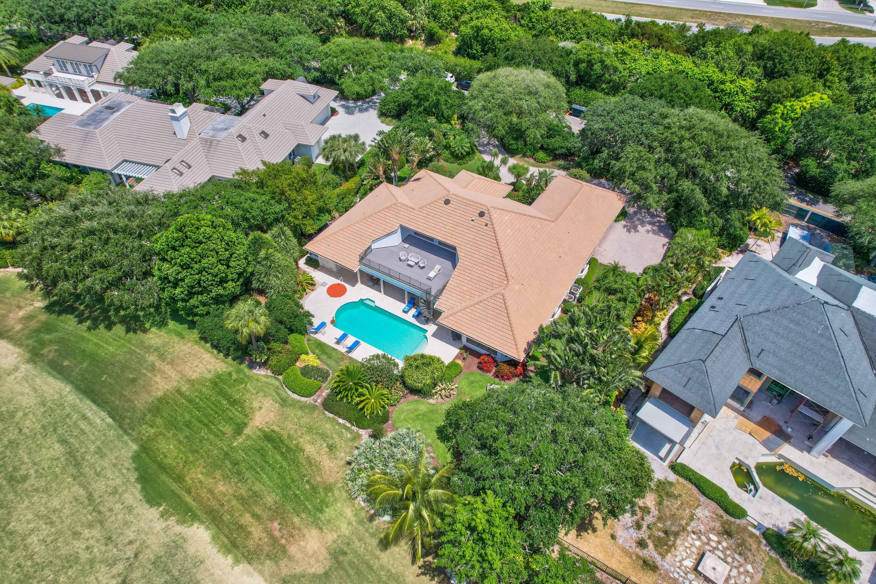 JUPITER HILLS VILLAGE PHA - Residential