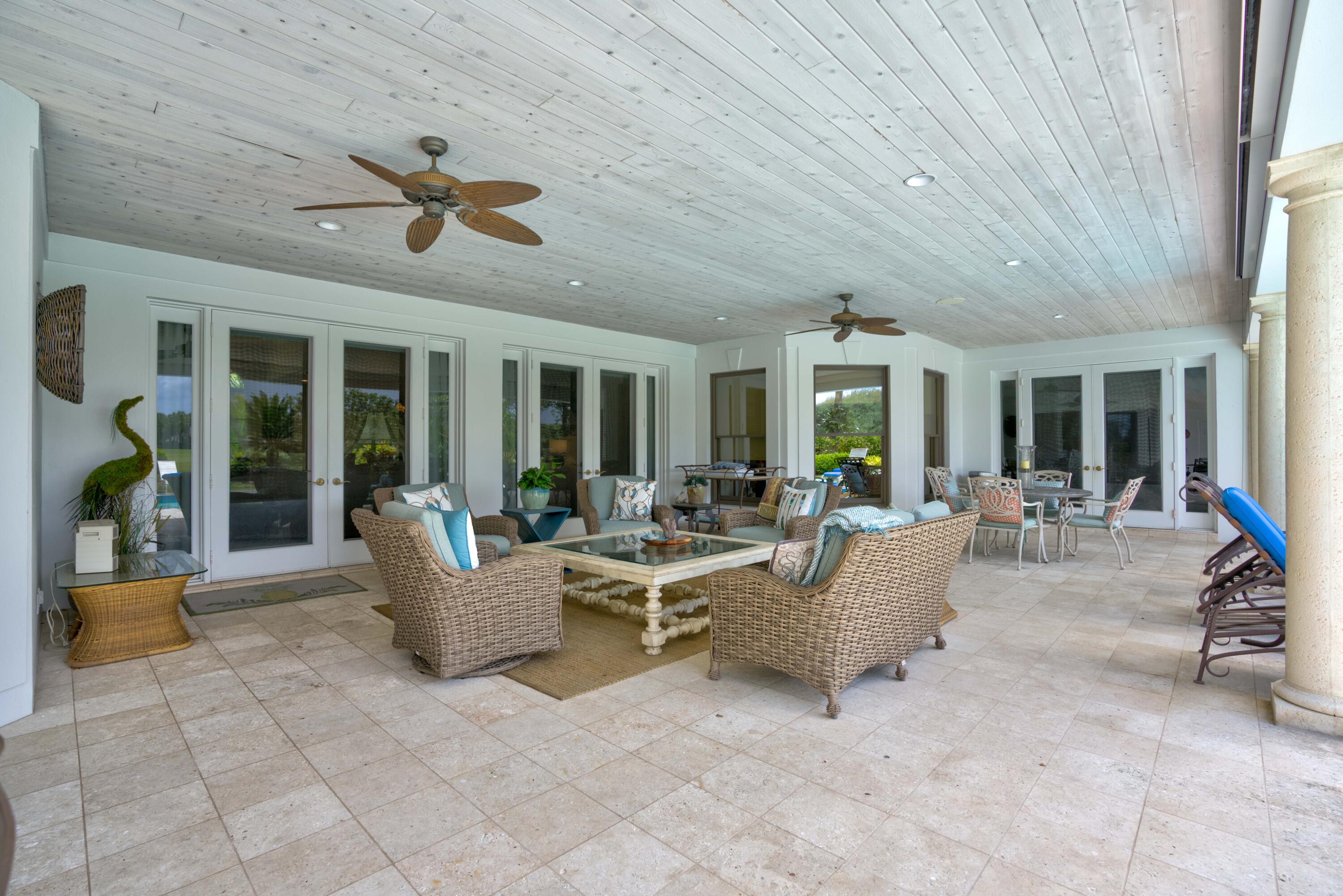 JUPITER HILLS VILLAGE PHA - Residential