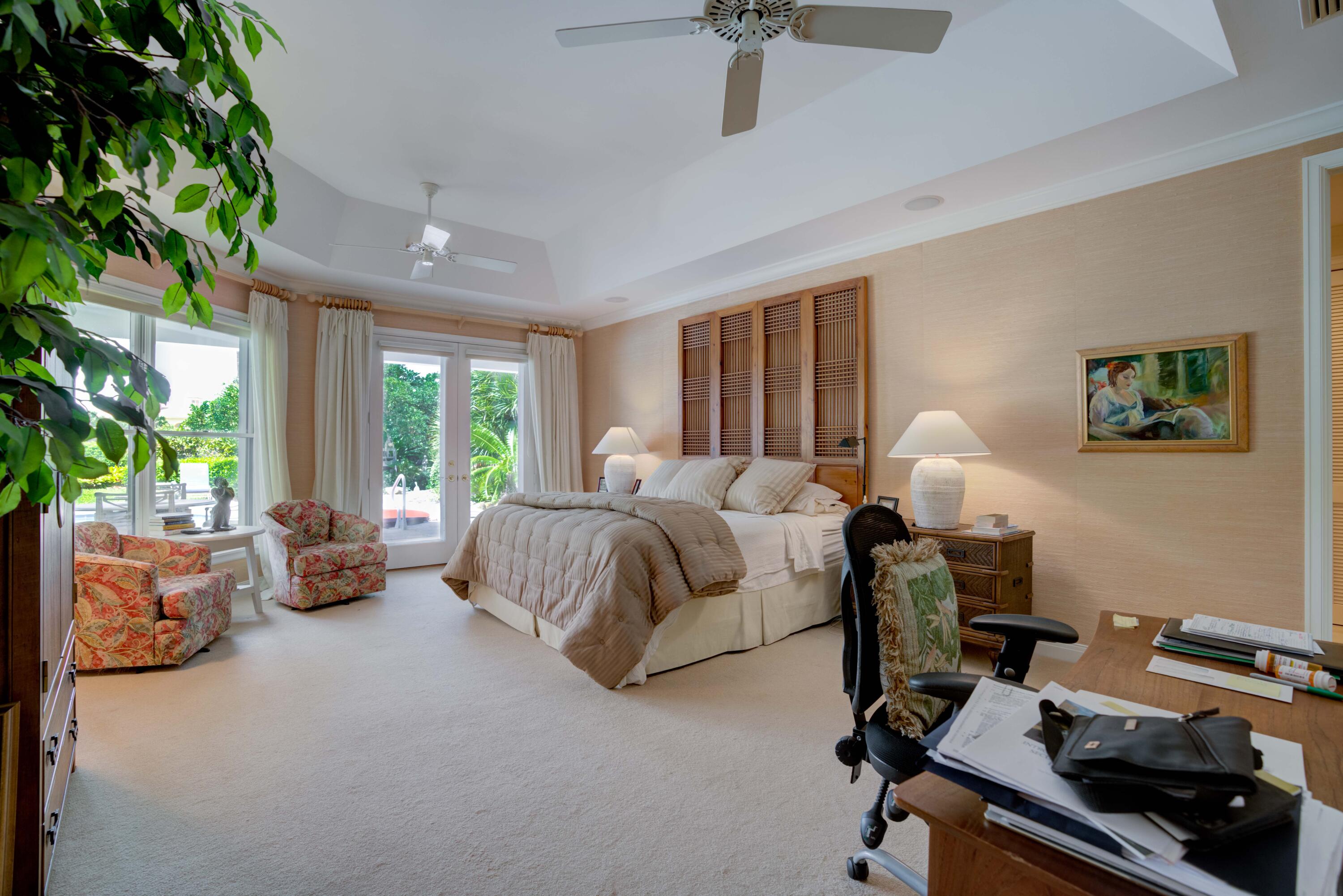 JUPITER HILLS VILLAGE PHA - Residential