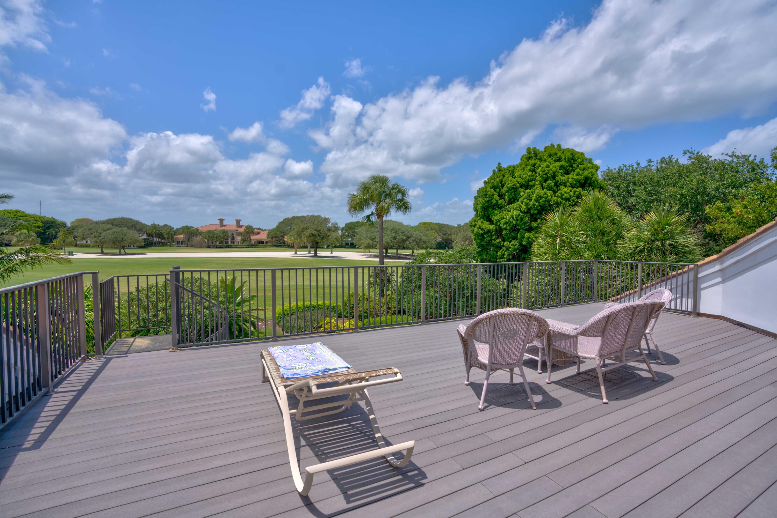 JUPITER HILLS VILLAGE PHA - Residential