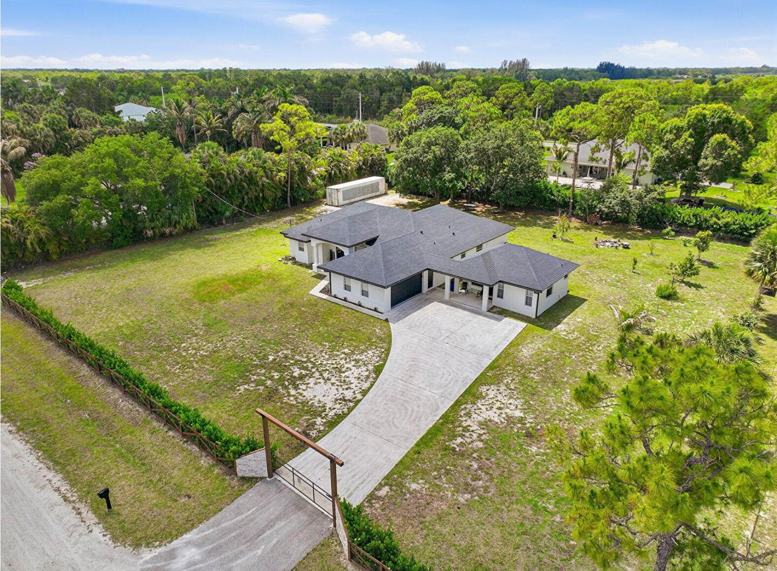 ACREAGE - Residential