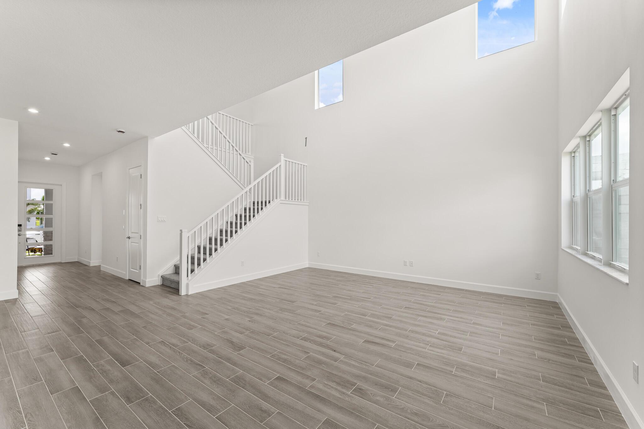 SEVILLE PHASE 1 - Residential