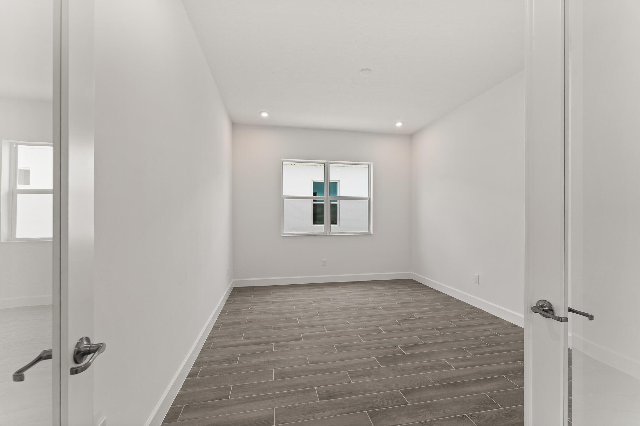 SEVILLE PHASE 1 - Residential