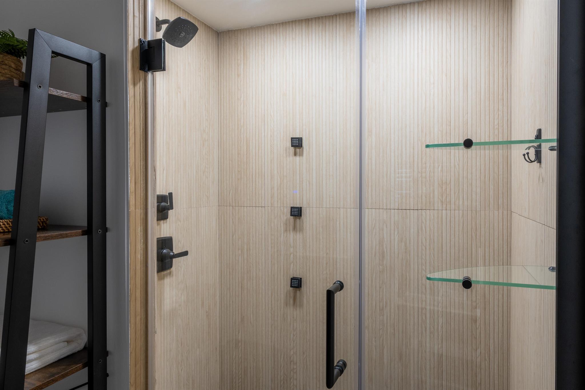OCEAN HARBOUR CONDOMINIUM - Residential