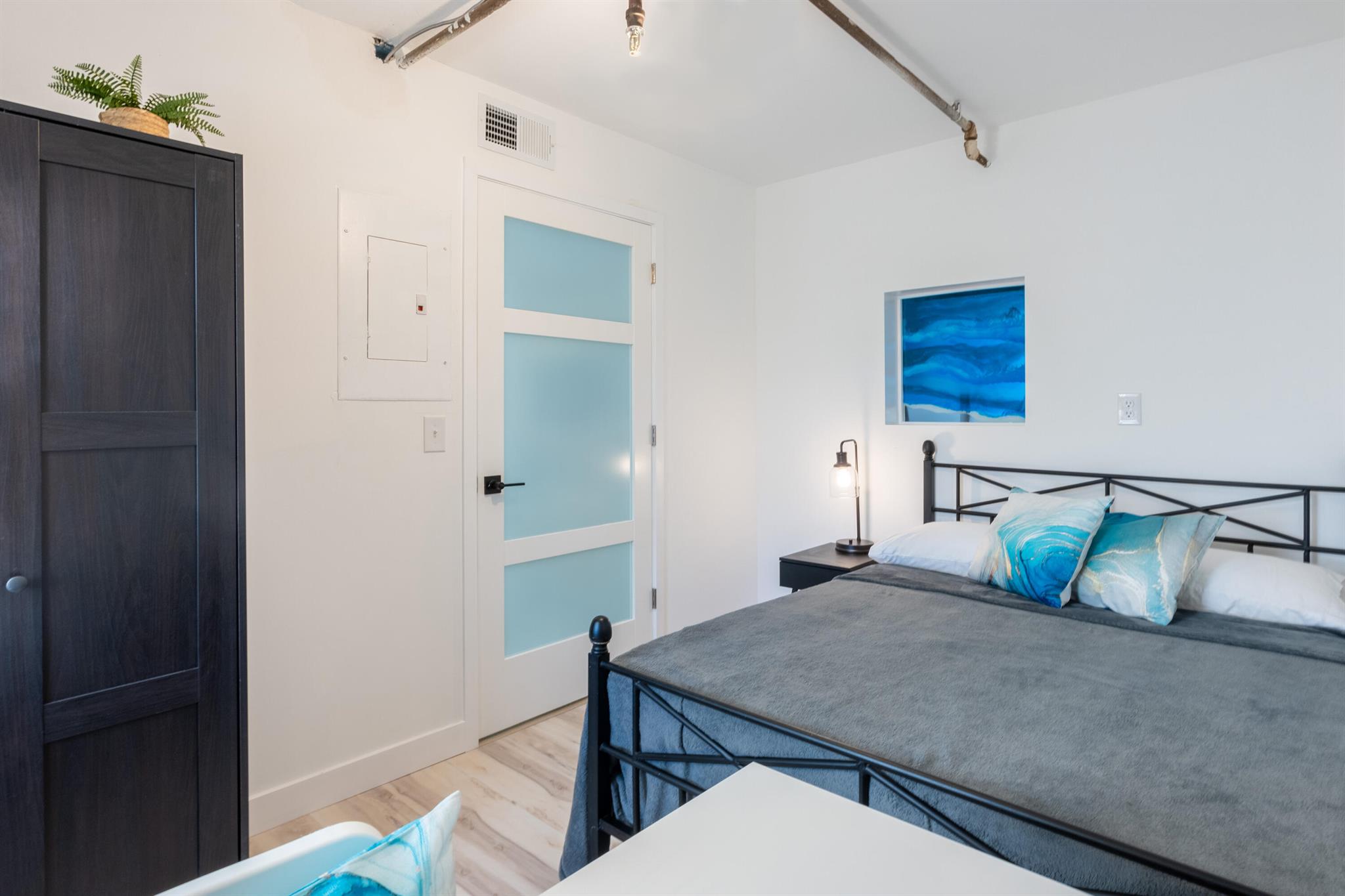 OCEAN HARBOUR CONDOMINIUM - Residential