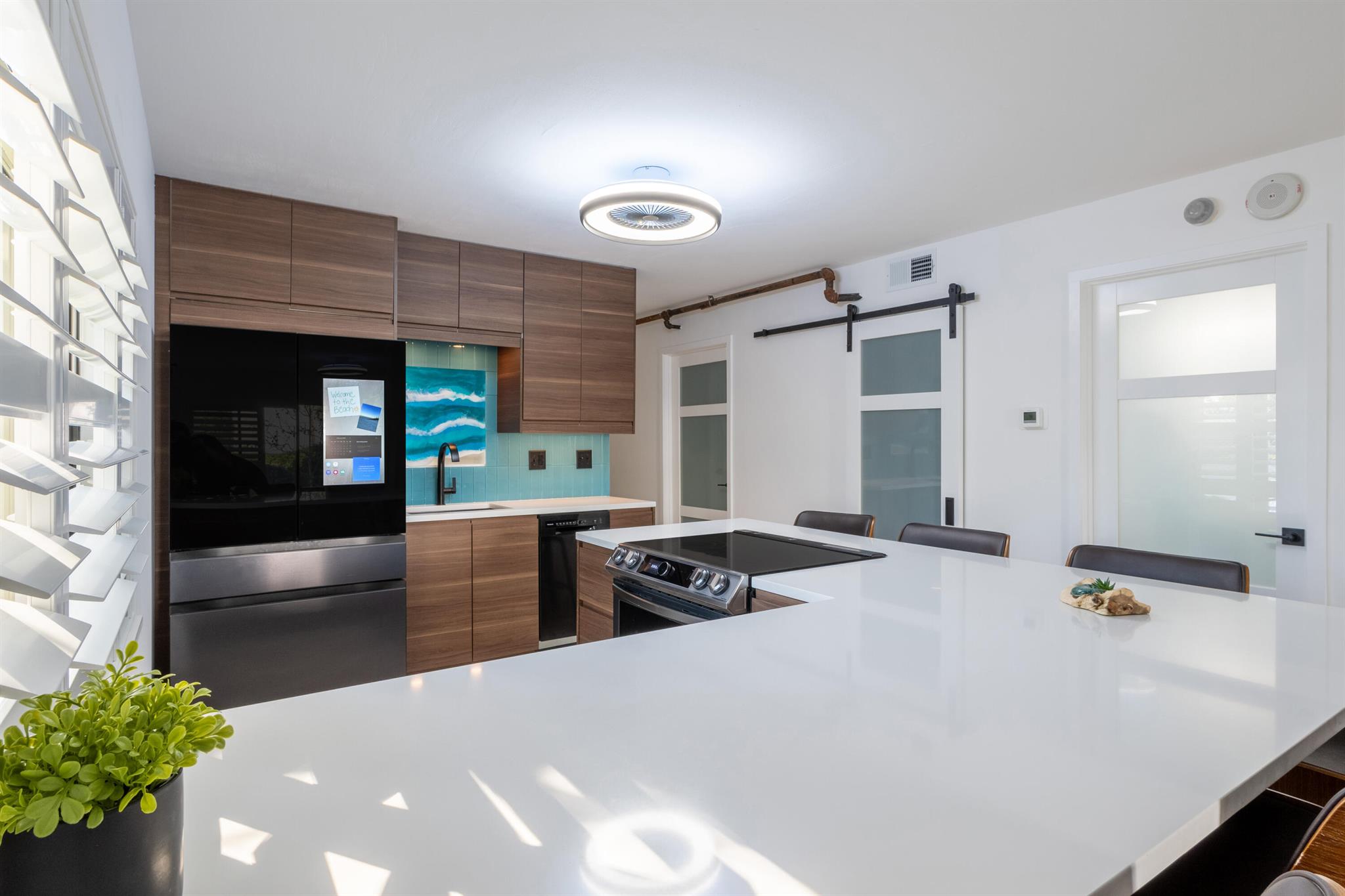 OCEAN HARBOUR CONDOMINIUM - Residential