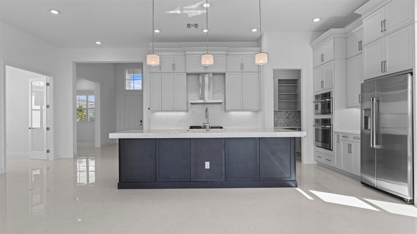 CRESSWIND PALM BEACH - Residential