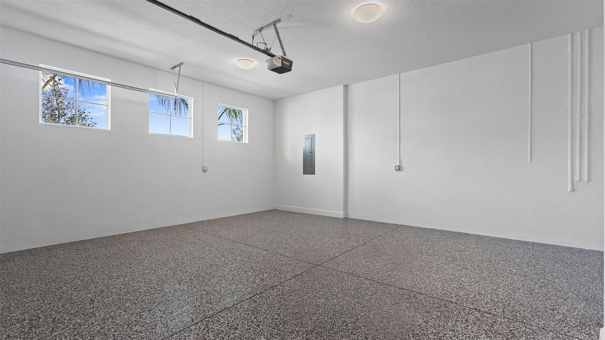 CRESSWIND PALM BEACH - Residential