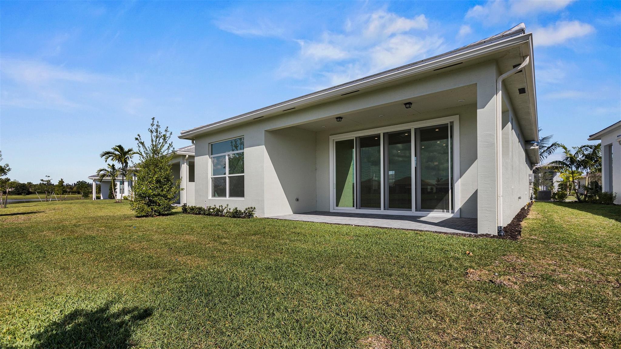 CRESSWIND PALM BEACH - Residential