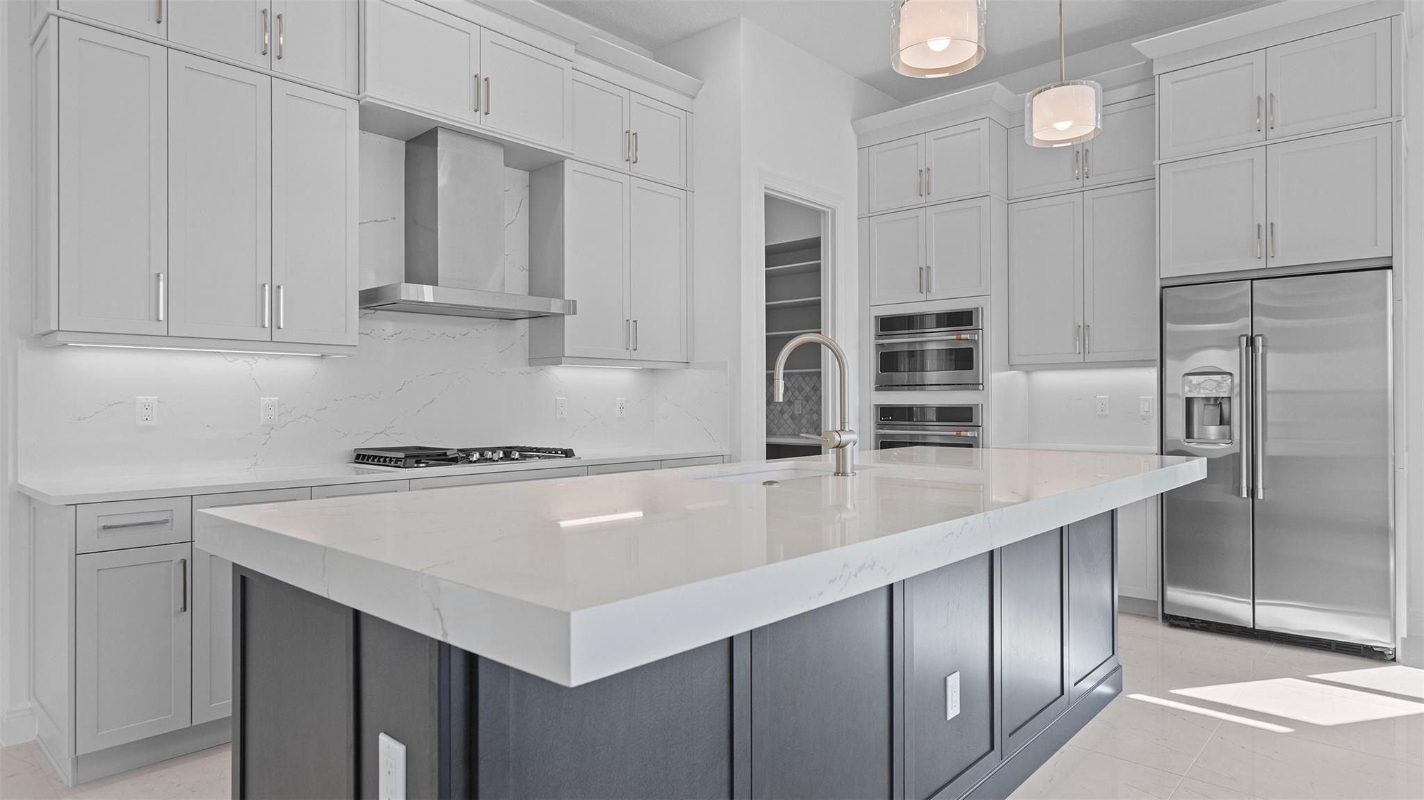 CRESSWIND PALM BEACH - Residential