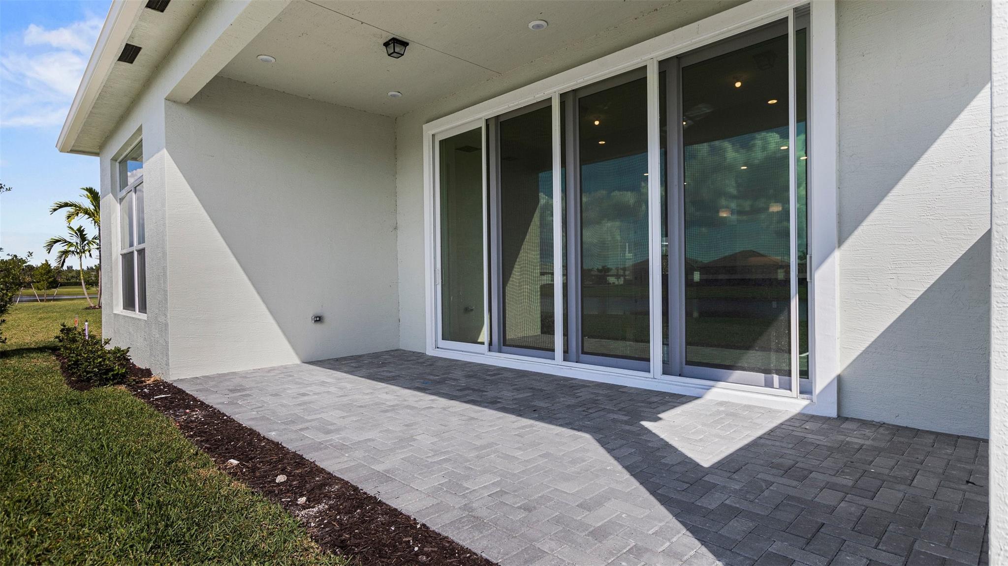 CRESSWIND PALM BEACH - Residential