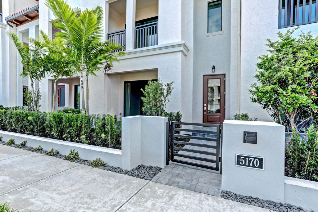 Photo of 5170 Beckman Ter, Palm Beach Gardens, FL 33418 (MLS # R11068559)