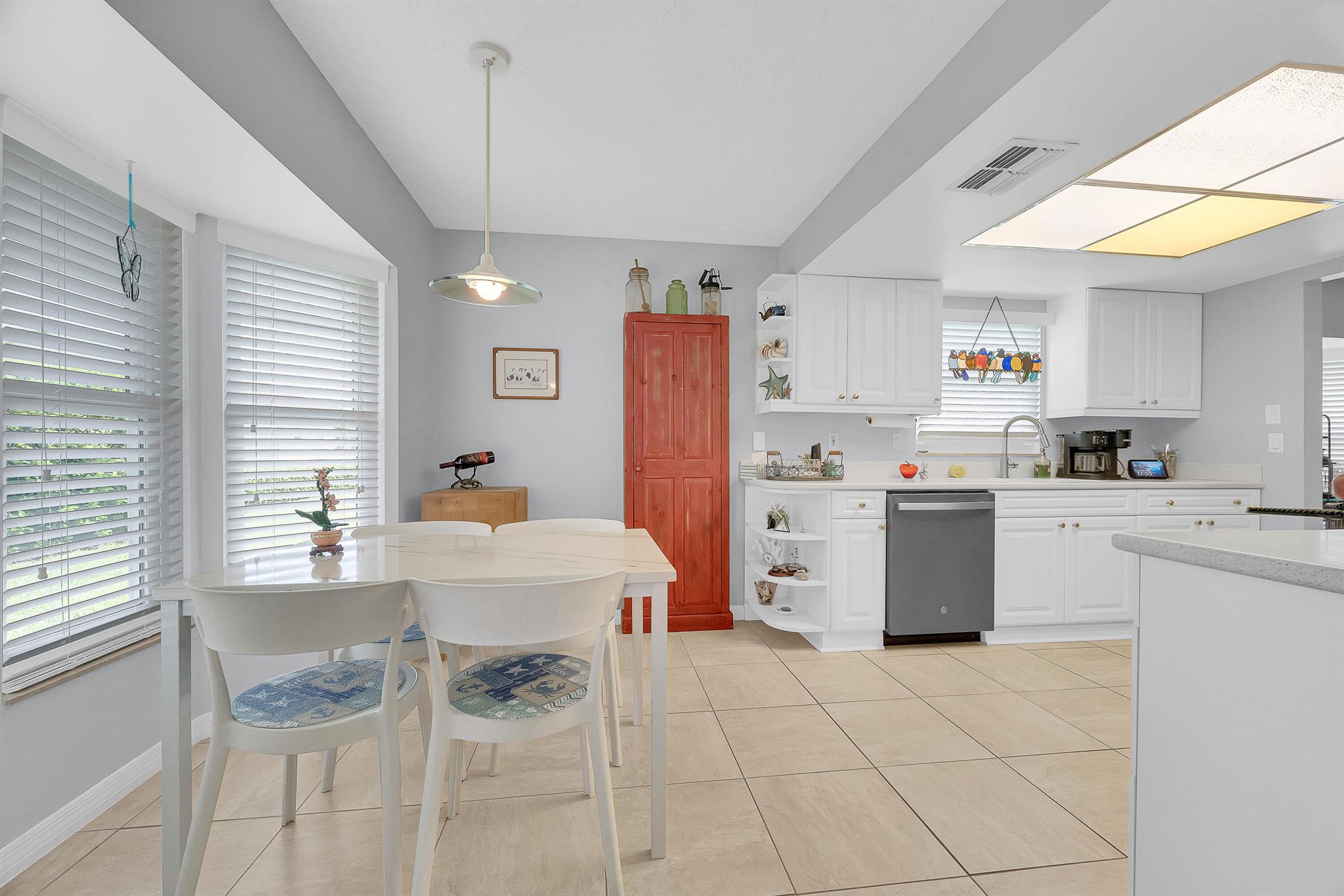 TOMOKA HEIGHTS SEC 3 - Residential