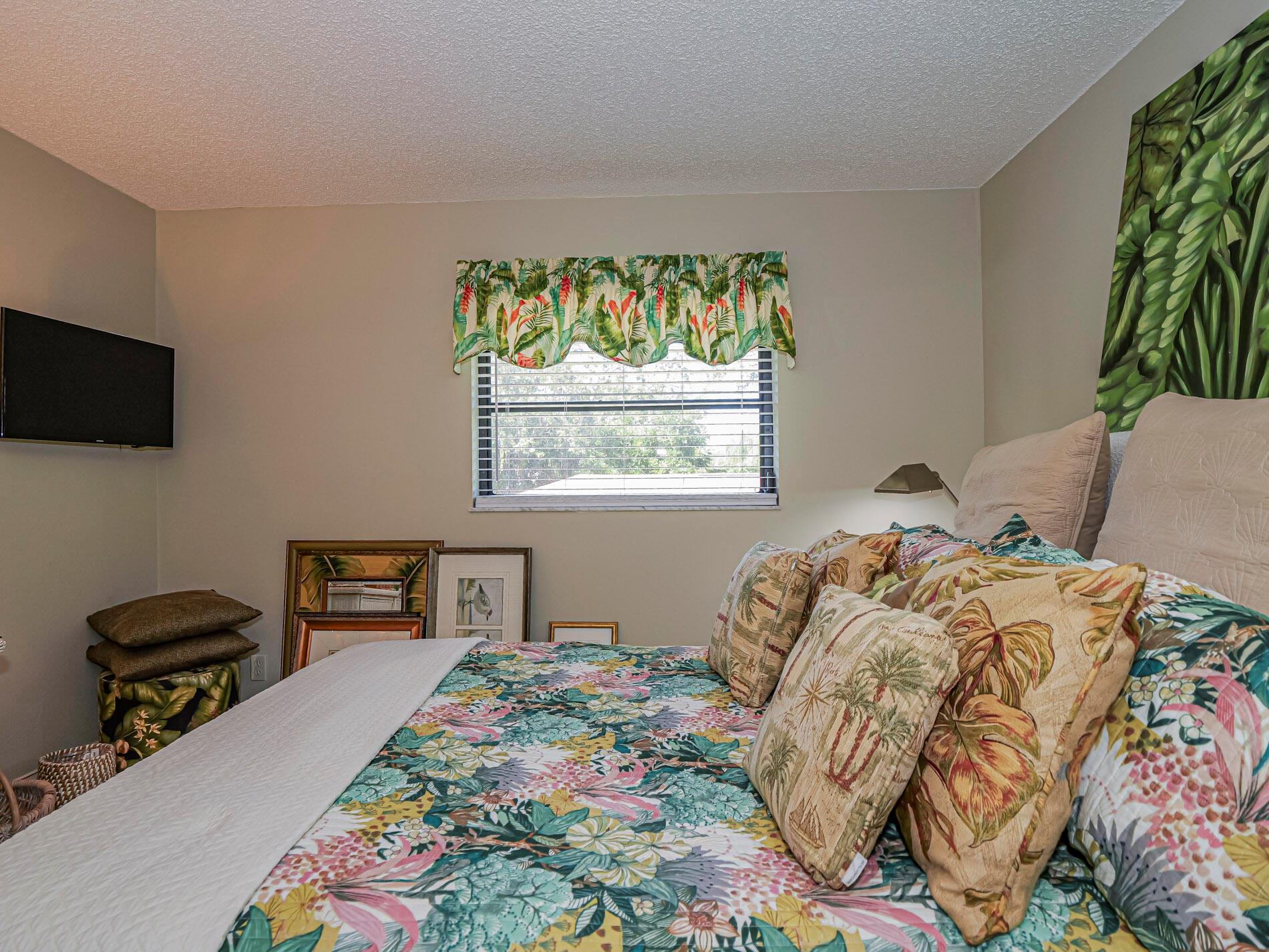 OAK PARK TERRACE UNITS 1- - Residential