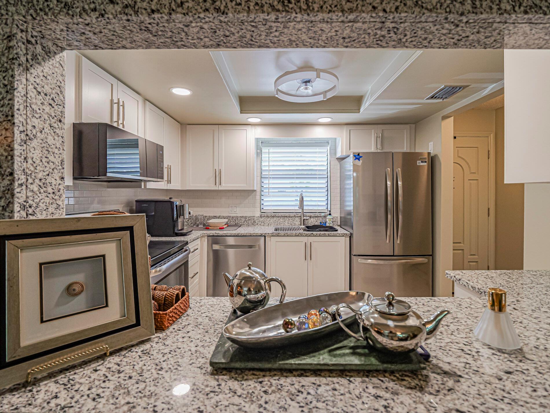 OAK PARK TERRACE UNITS 1- - Residential