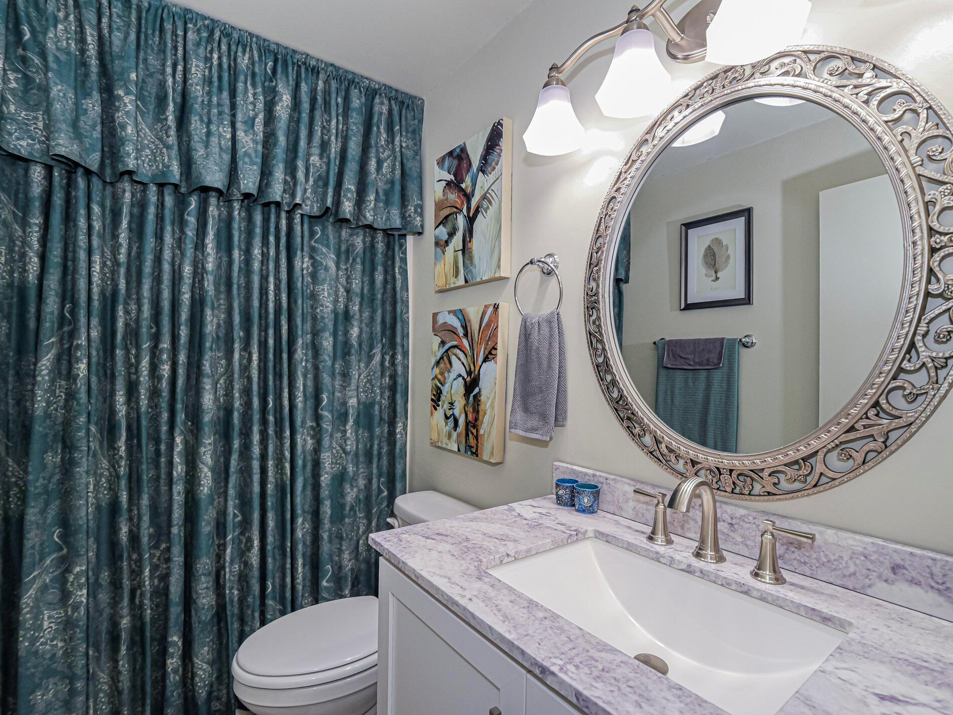 OAK PARK TERRACE UNITS 1- - Residential