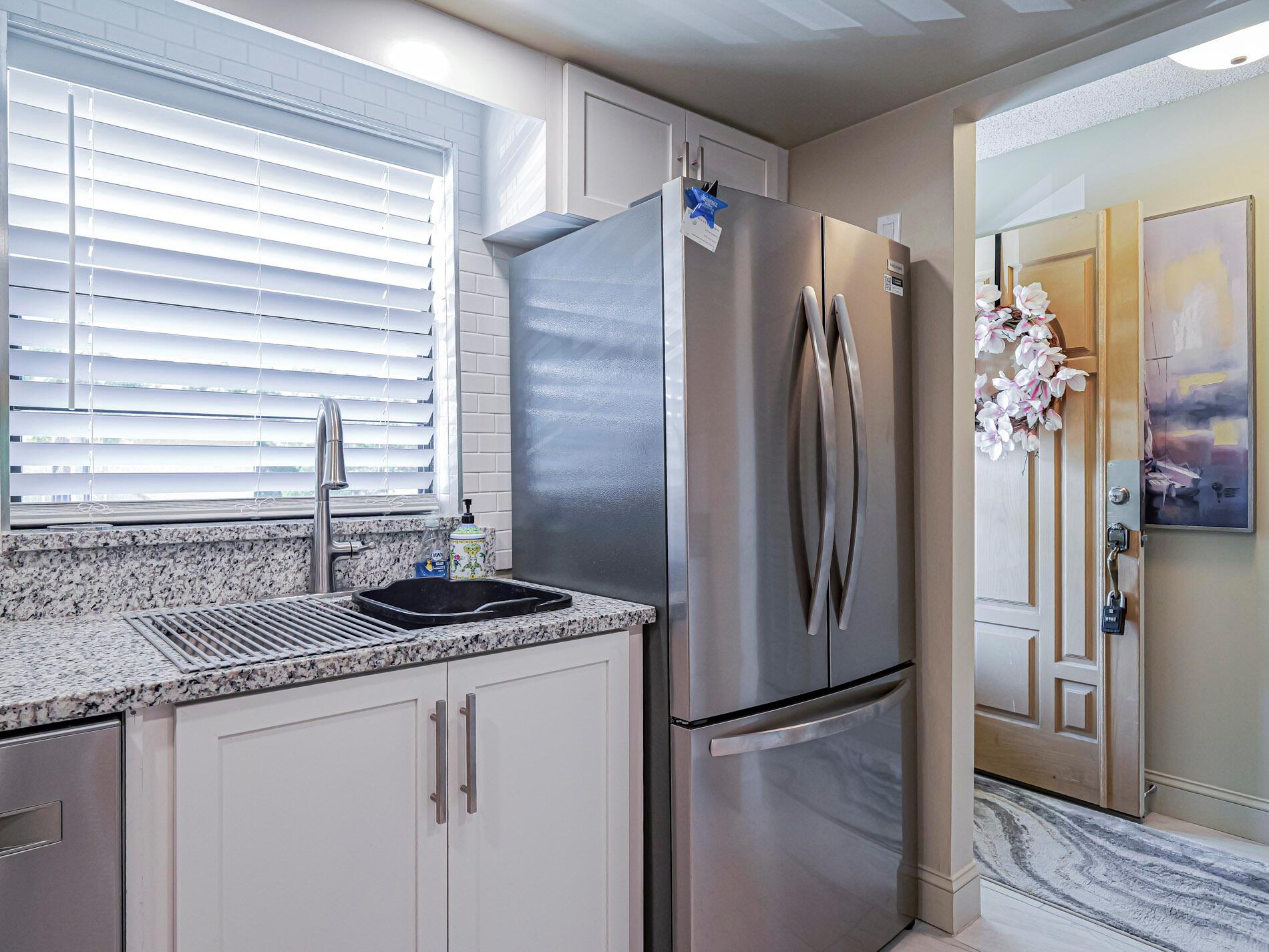 OAK PARK TERRACE UNITS 1- - Residential