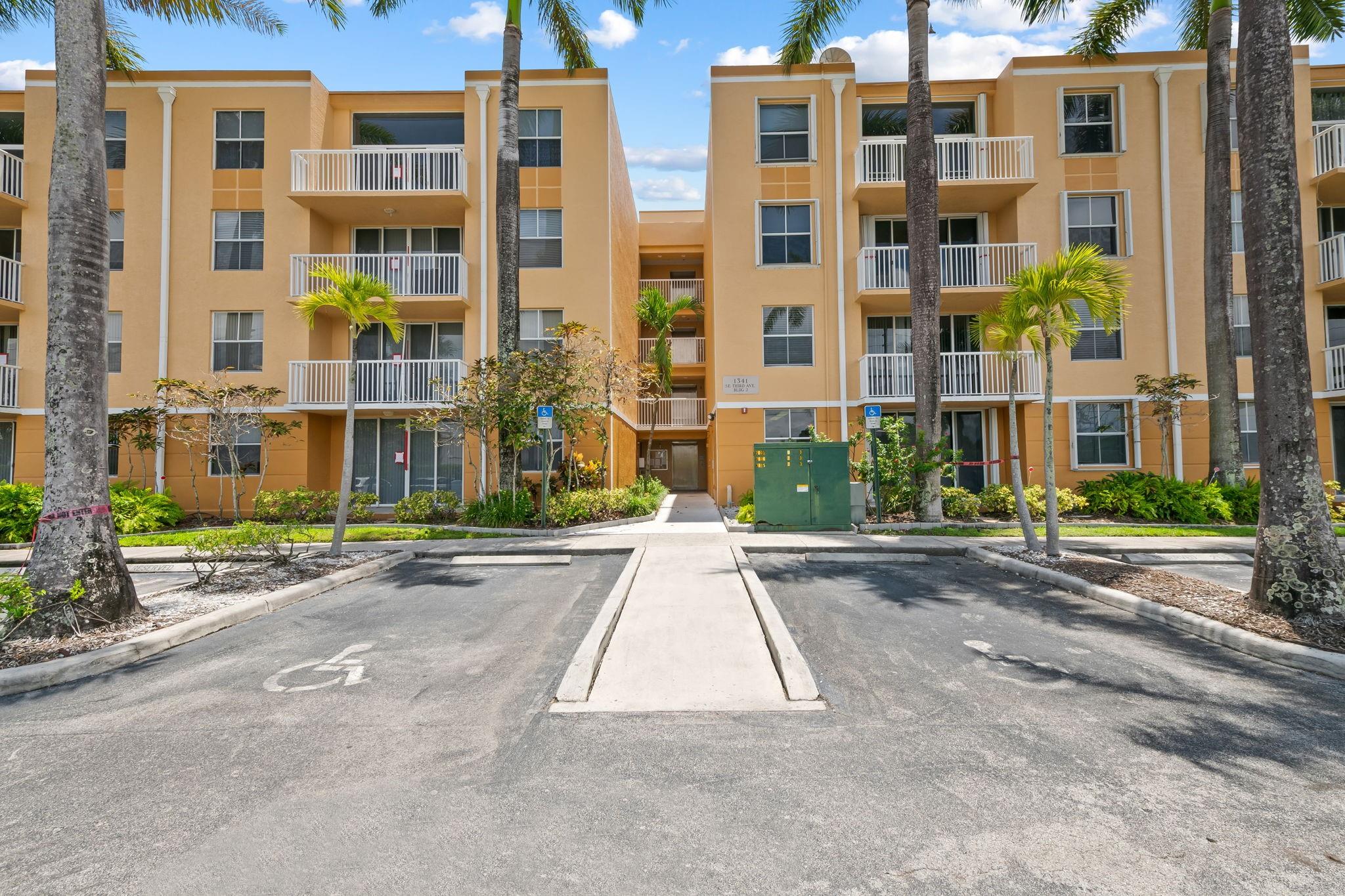 COME SEE THIS TOTALLY REMODELED 2/2 CONDO WITH THE WIDEST VIEWS OF THE LAGOON AND FOUNTAIN FROM ALL ROOMS AND FROM THE OPEN BALCONY. IMPACT WINDOWS THROUGHOUT. ROOF WAS JUST INSTALLED AND ALL ASSESSMENTS HAVE BEEN PAID BY SELLER. BEAUTIFUL GRANITE COUNTER TOPS IN THE KITCHEN THAT OFFERS A PASS THROUGH TO THE DINING AREA. ALL NEW MAYTAG STAINLESS STEEL APPLIANCES. WASHER AND DRYER ARE INSIDE THE UNIT. ALL NEW TILE THROUGHOUT THE HOME AND CROWN MOLDING. THE A/C AND HOT WATER HEATER WAS REPLACED IN 2022. LARGE PRIMARY BEDROOM WITH GREAT VIEWS OF THE FOUNTAIN AND GREAT BUILT-OUT CLOSET. PRIMARY BATHROOM OFFERS A DOUBLE SHOWER WITH AN AWESOME SOAKING TUB IN THE GUEST BATHROOM. OWNER WILL CONSIDER SELLING THE FURNITURE IN THE PURCHASE.