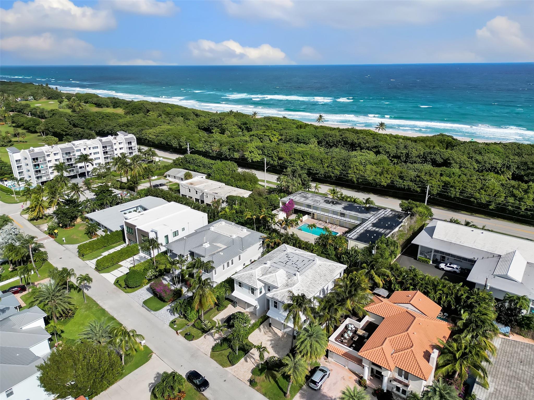 BOCA RATON RIVIERA UNIT D - Residential